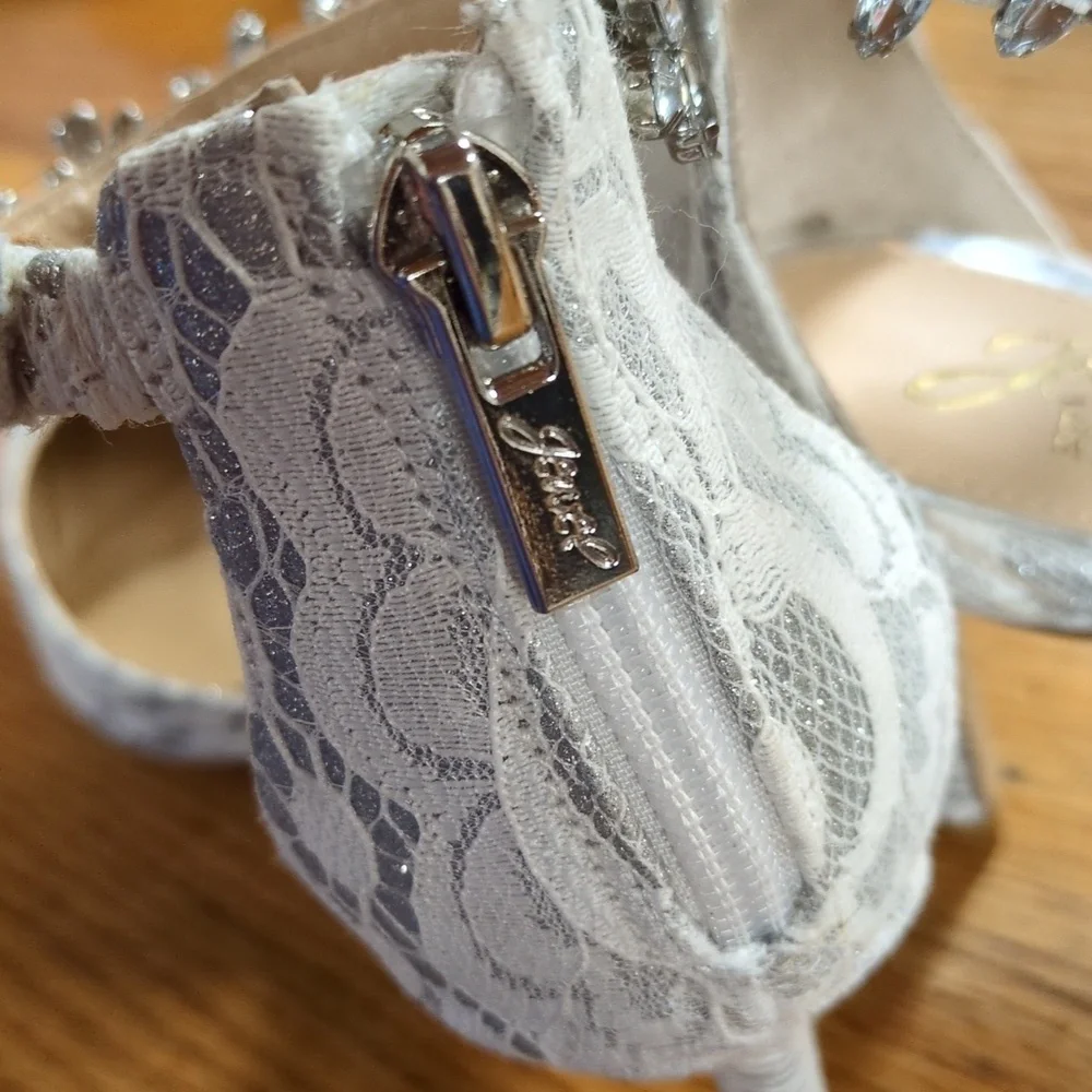 Jewel Badgley Mischka Lace d'Orsay Heels with Crystal Ankle Strap Size 6 Wedding - Picture 13 of 14